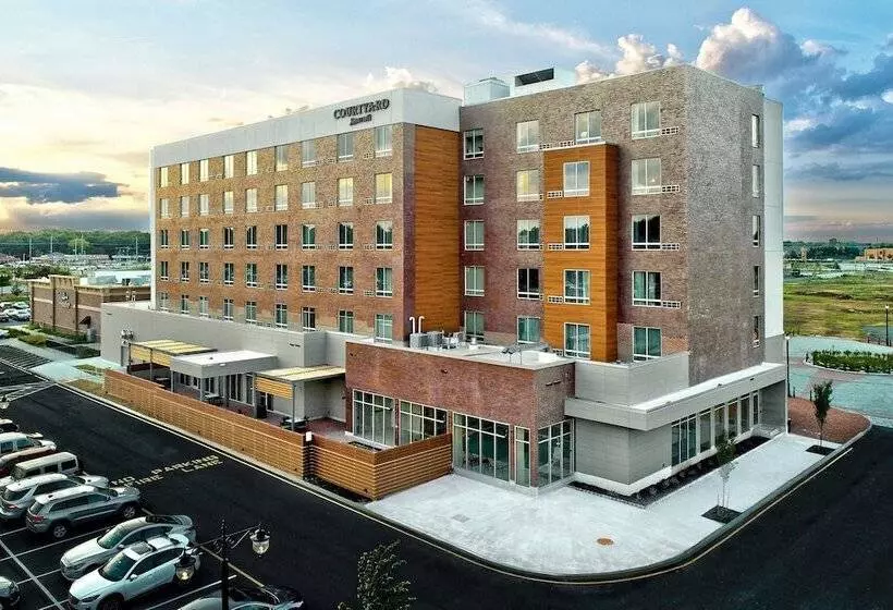 ホテル Courtyard By Marriott North Brunswick