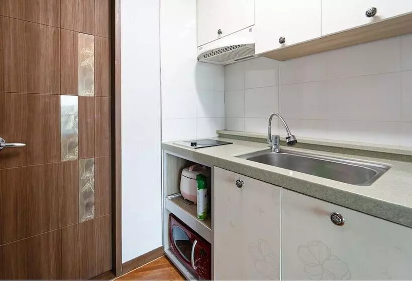 Jeju New Haean Punggyeong Pension