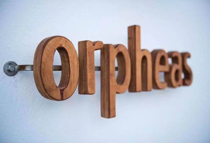 Orpheas Rooms