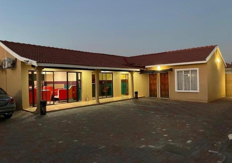 Pale Bohemia Bed And Breakfast