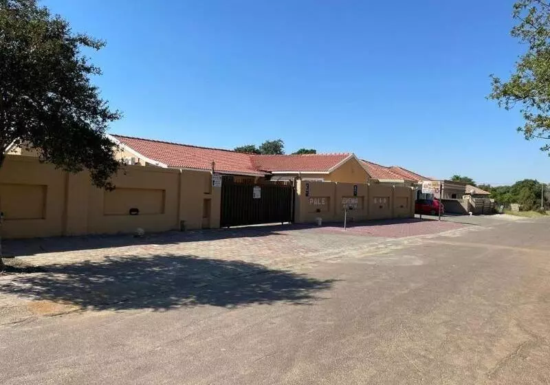 Pale Bohemia Bed And Breakfast