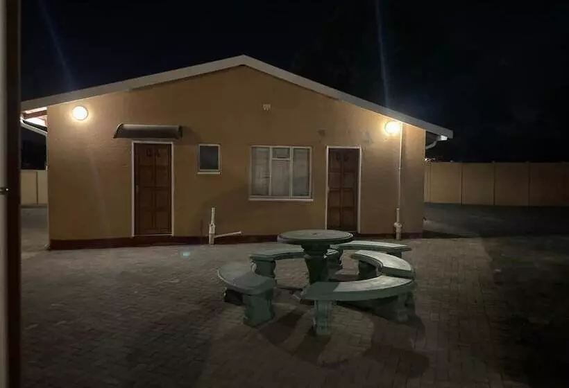 Pale Bohemia Bed And Breakfast