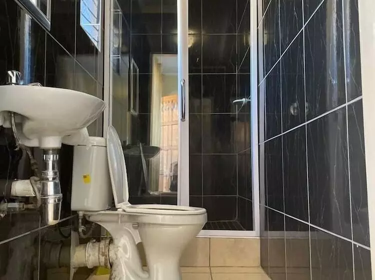 Pale Bohemia Bed And Breakfast