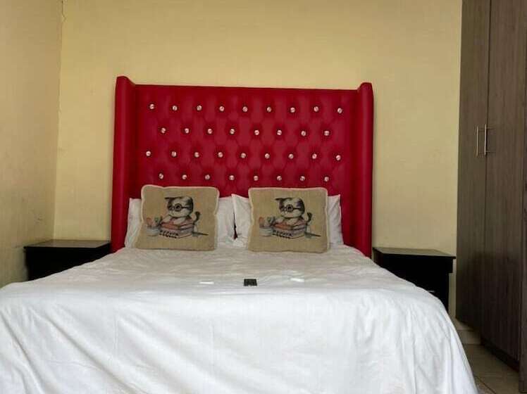 Pale Bohemia Bed And Breakfast