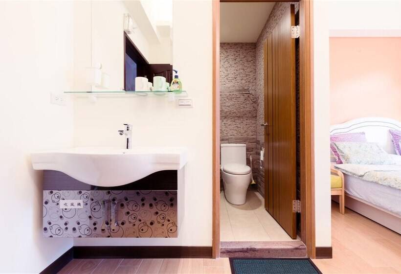 پانسیون Tainan Anping High Chill B&b