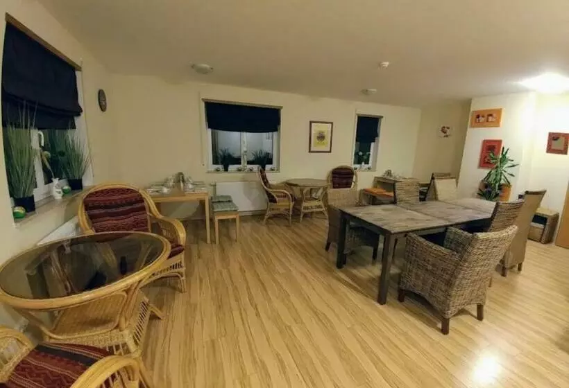 ペンション Mainsommer