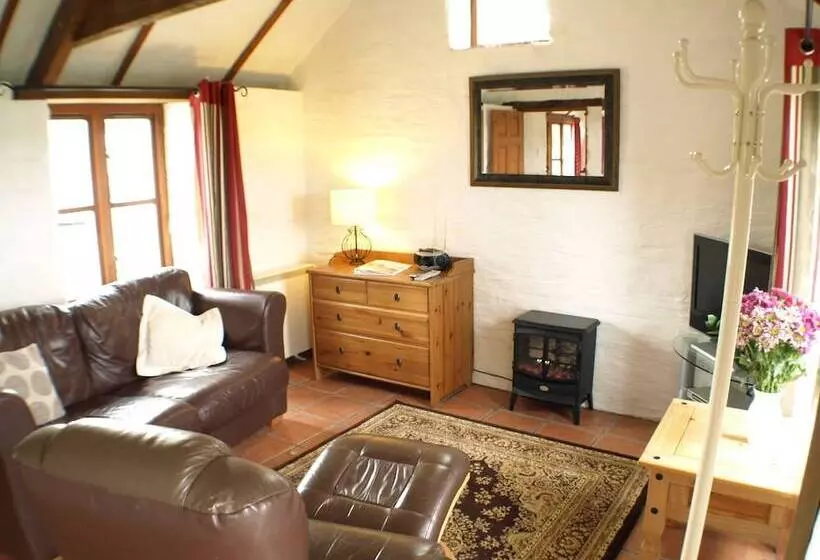 Polean Farm Cottages