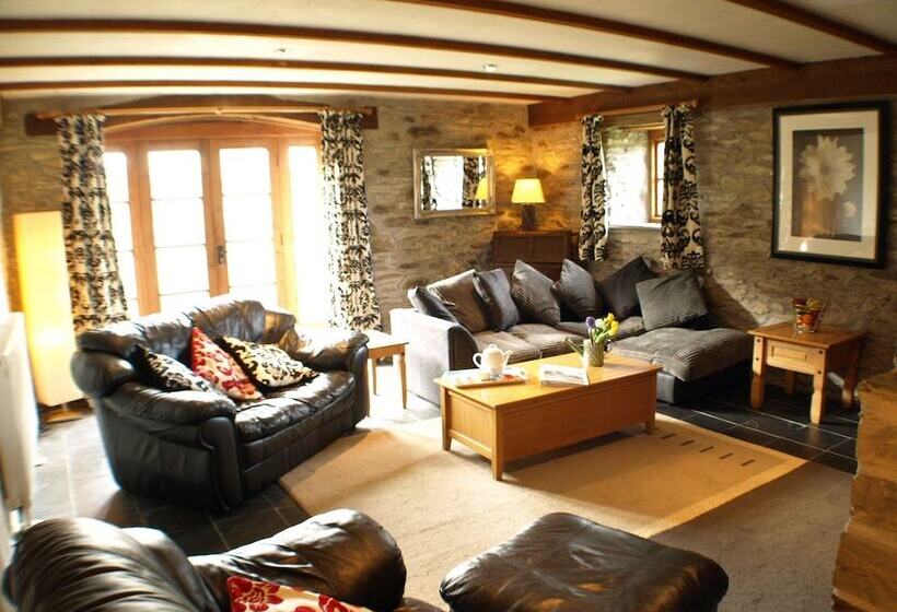 Polean Farm Cottages