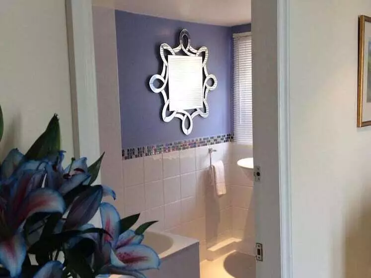 Aamiaismajoitus (B&B) Bretton Cottage