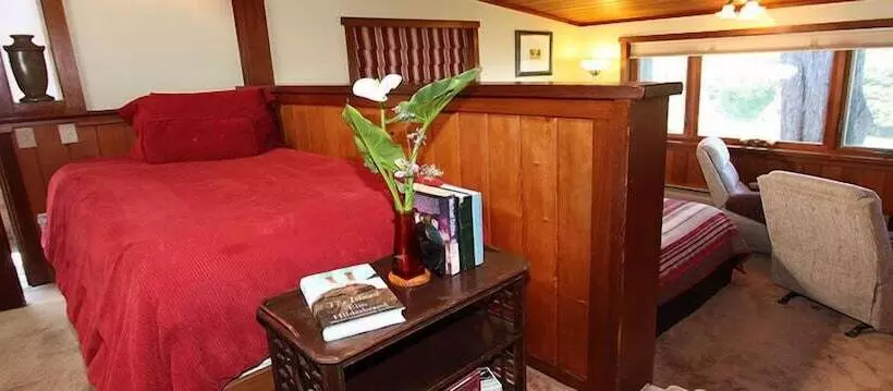 Aamiaismajoitus (B&B) Elk Cove Inn & Spa