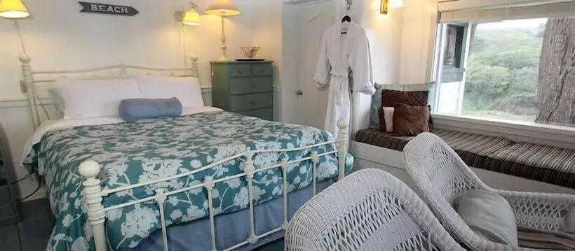 Aamiaismajoitus (B&B) Elk Cove Inn & Spa