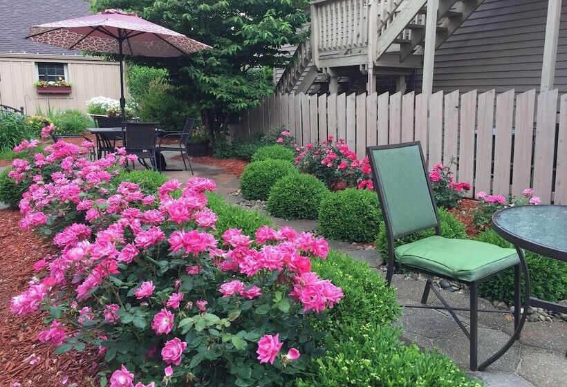 ベッドアンドブレックファースト Weller Haus Bed, Breakfast & Event Center