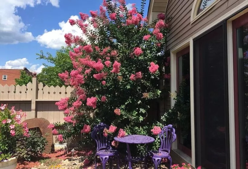 Aamiaismajoitus (B&B) Weller Haus Bed, Breakfast & Event Center