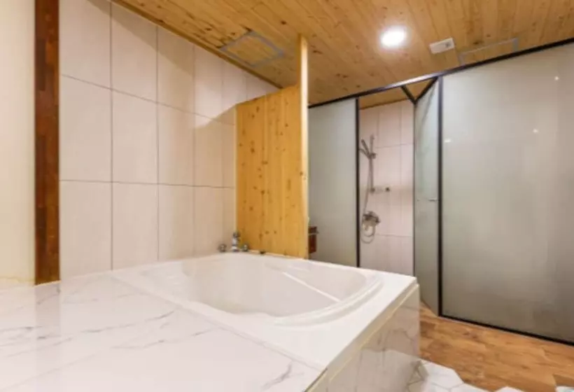 Jawoori Hotel Do An