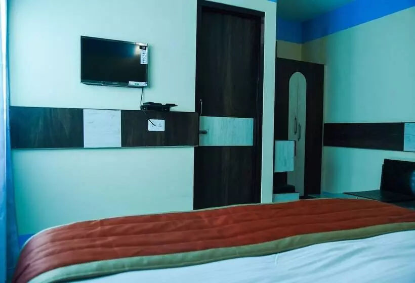 Hotelli The Host By Oyo Rooms