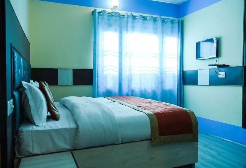 Hotelli The Host By Oyo Rooms