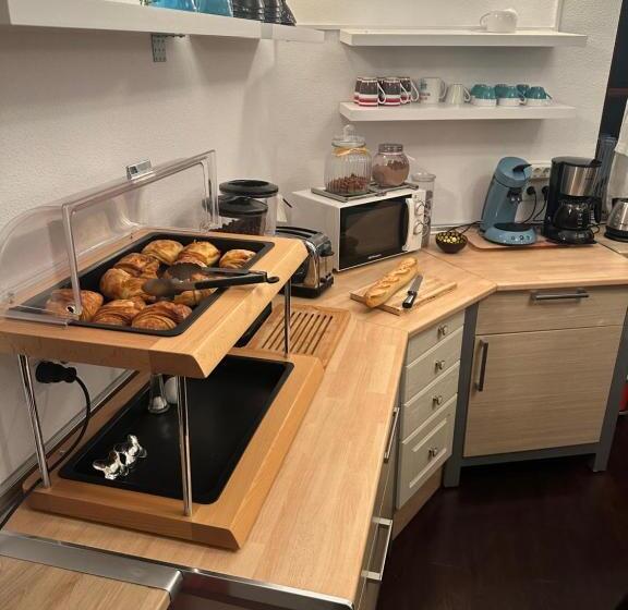 بنسيون Victorian Lodge