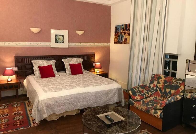 بنسيون Victorian Lodge