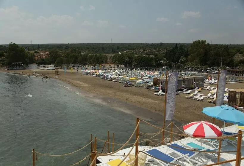 Lomakeskus Queenaba Beach
