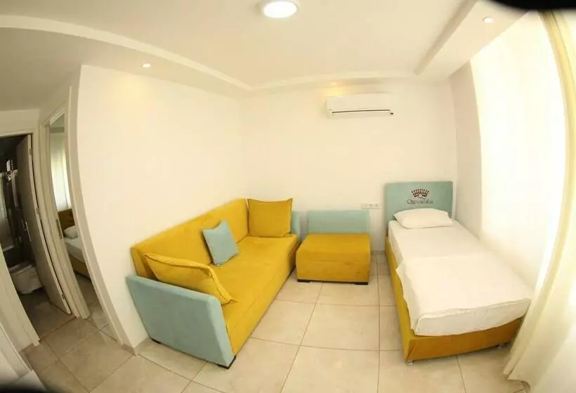 Lomakeskus Queenaba Beach