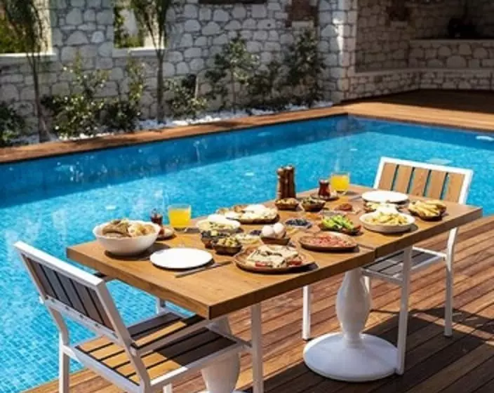 Amour Alacati Butik Otel