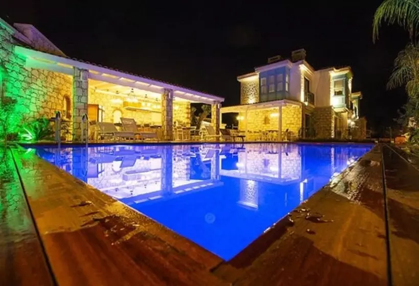 Amour Alacati Butik Otel