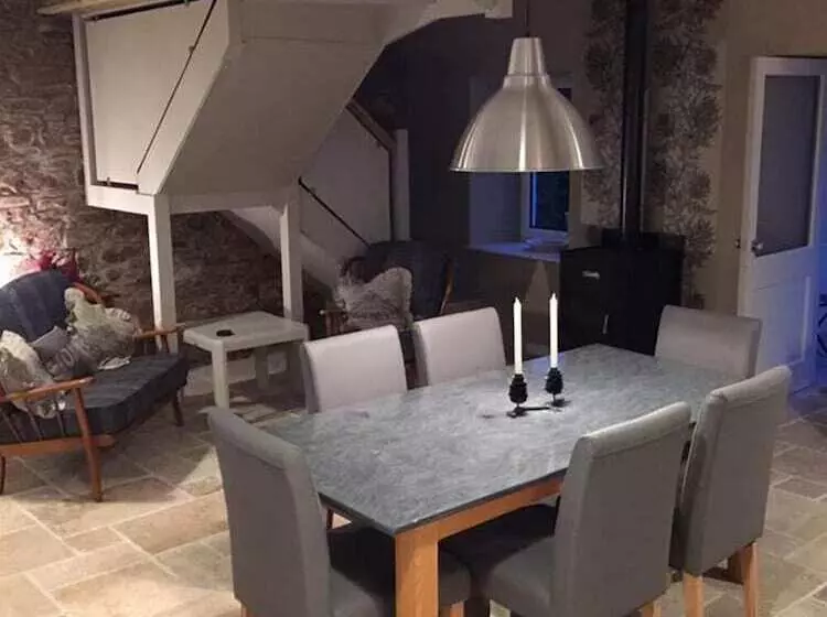 Dunruadh Cottage