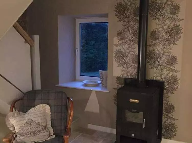 Dunruadh Cottage
