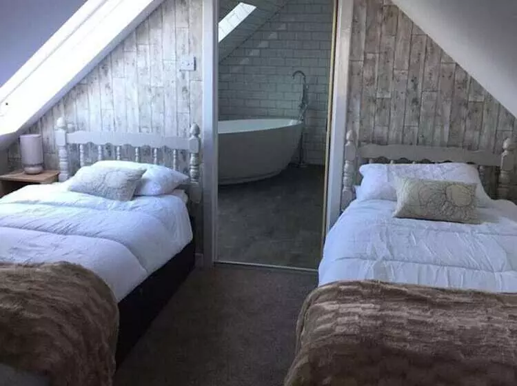 Dunruadh Cottage