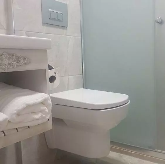 Ege Otel