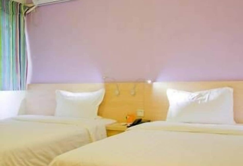 Отель 7 Days Inn