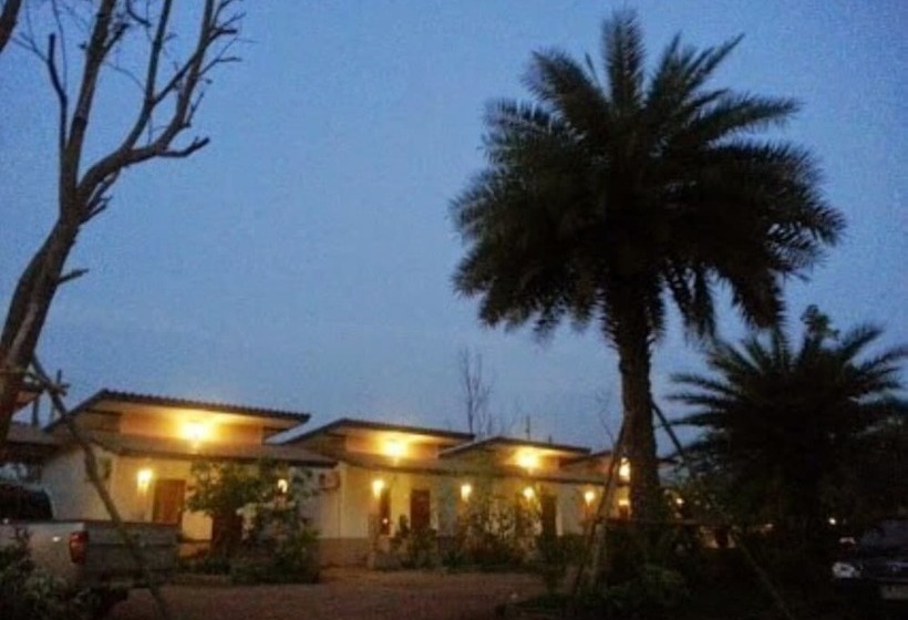 Отель Amazon Villas