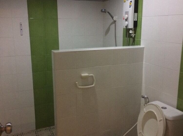 Отель Amazon Villas