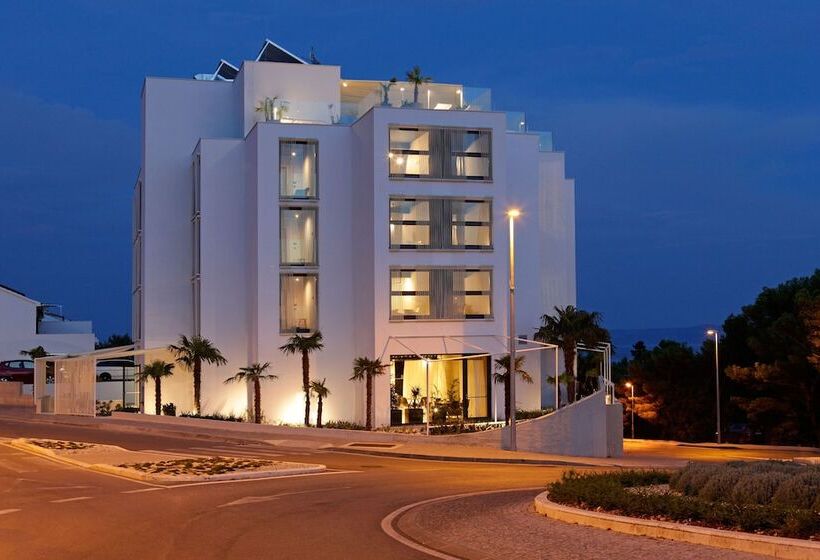 Lifestyle Hotel Vitar   Adults Only