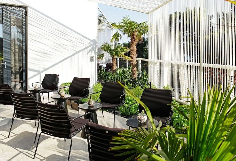 Lifestyle Hotel Vitar   Adults Only