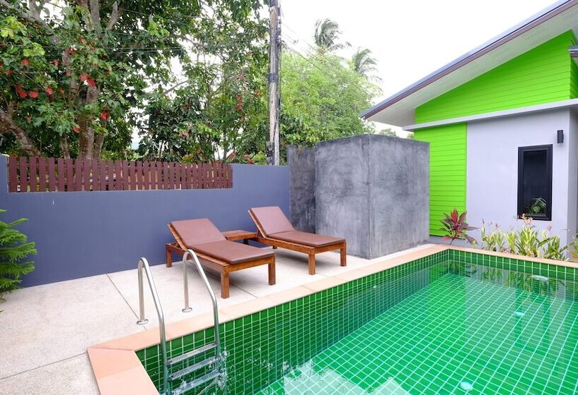 בית מלון כפרי Panisara Pool Villa Samui