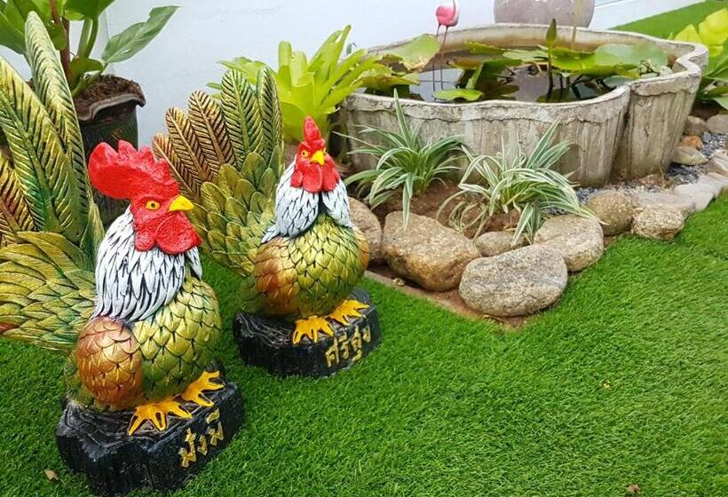 فندق Phannarai House