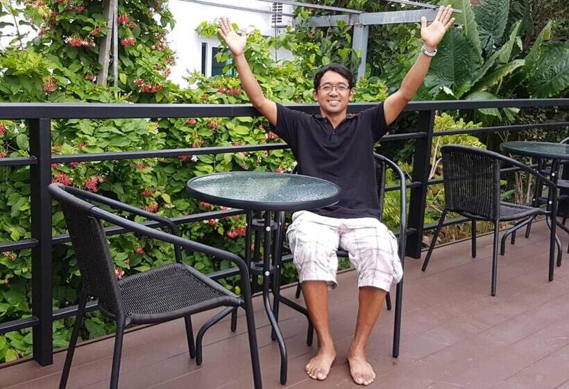 فندق Phannarai House