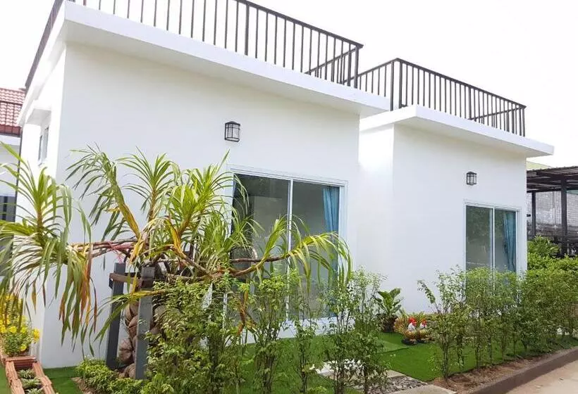 Hotelli Phannarai House