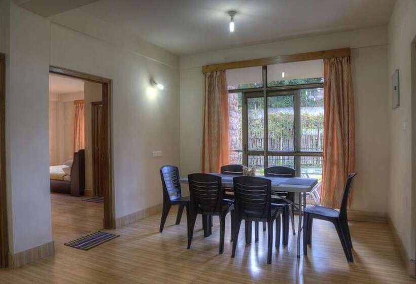 هتل Shillong Lajong Homes