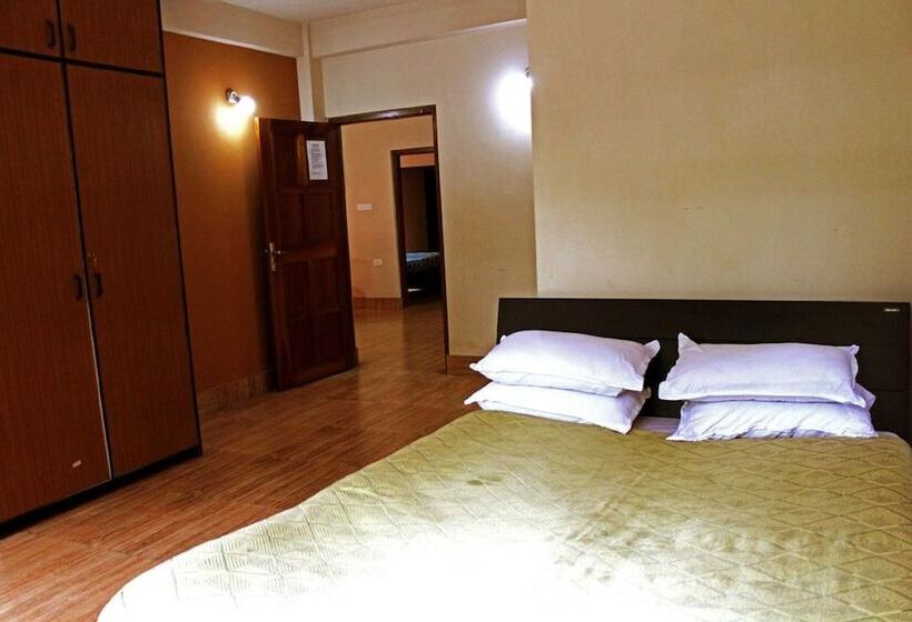 هتل Shillong Lajong Homes