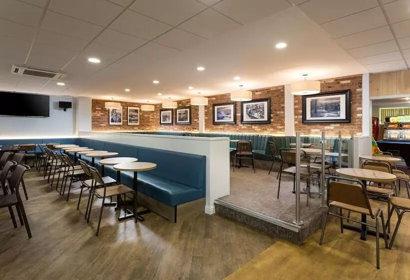 Hotelli Tencreek Holiday Park