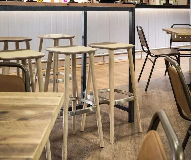 Hotelli Tencreek Holiday Park