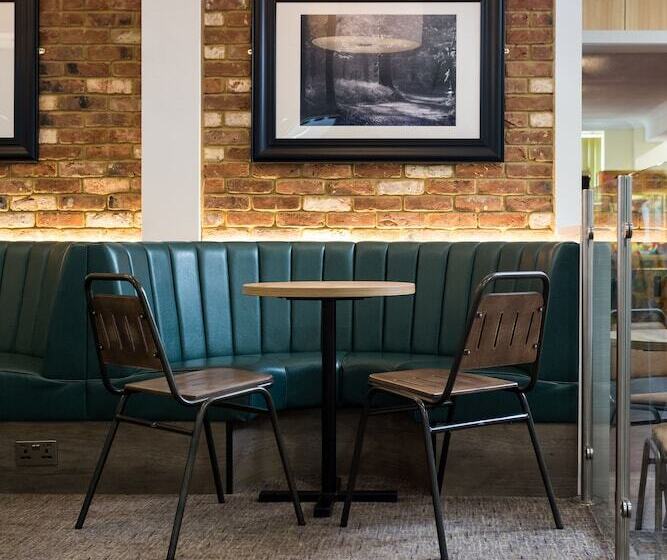 Отель Tencreek Holiday Park