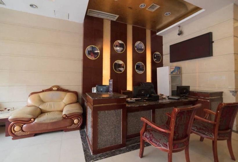 Panda Cub Hotel China West Normal University Branch