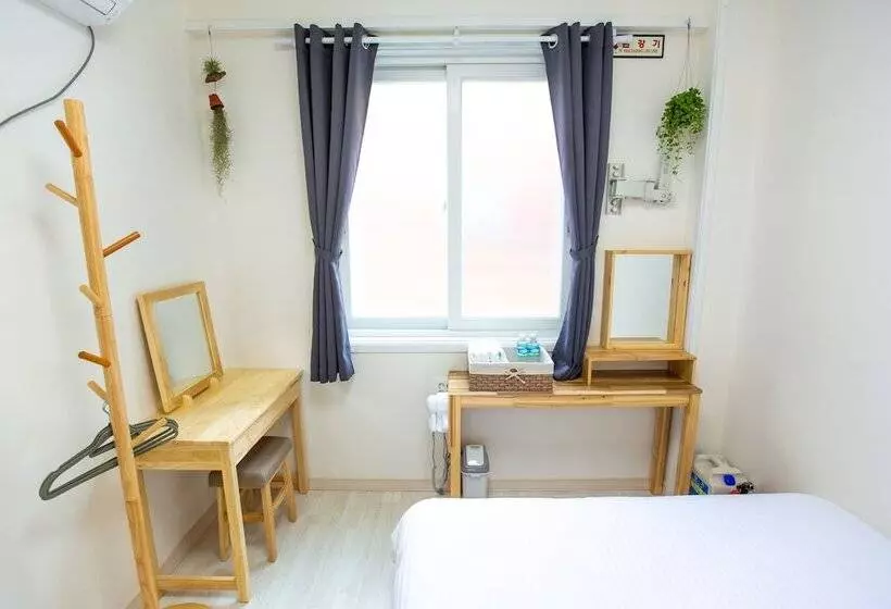 پانسیون Gagopang Jeju