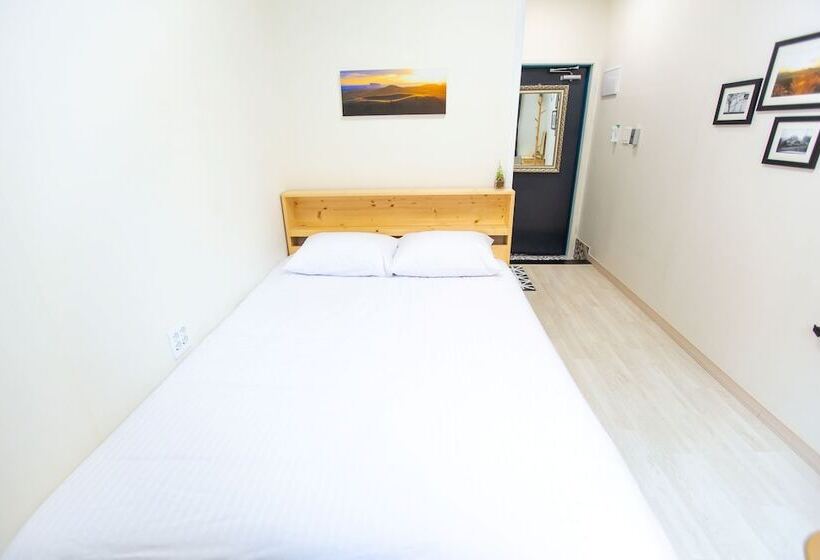 Pensione Gagopang Jeju