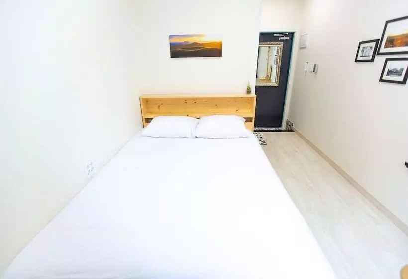 پانسیون Gagopang Jeju