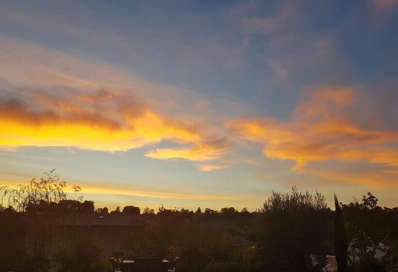 تختخواب و صبحانه Les Crays De Levigny