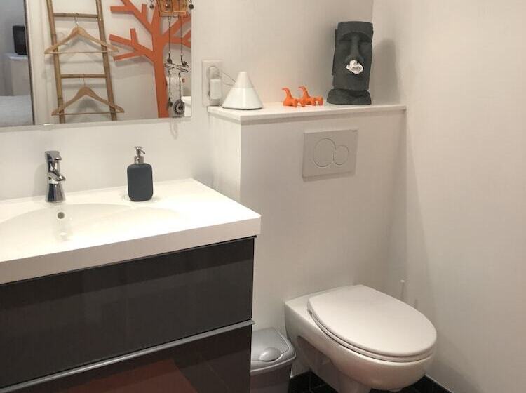 تختخواب و صبحانه Les Crays De Levigny